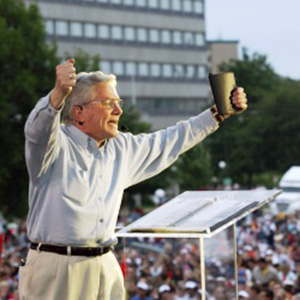 Luis Palau