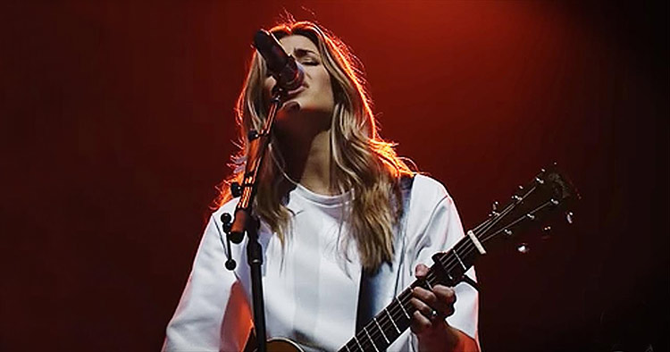 Hillsong Worship gana Grammy 2018 y anuncia a Jesús al